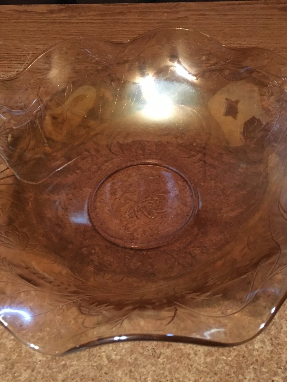 VINTAGE JEANNETTE GLASS FLORAGOLD LOIUSA RUFFLED BOWL 11.5"